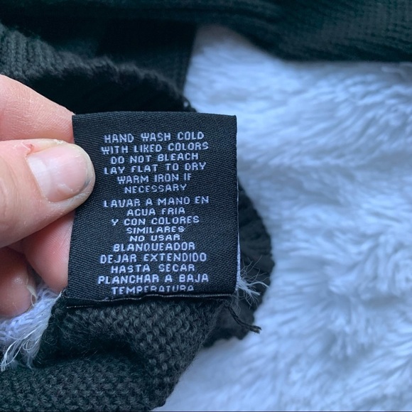 Mesh & Lace | NWT Size Small Snowman Ugly Christmas Sweater - Picture 4 of 16